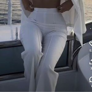 White high waisted pants worn once ! Straight skinny leg